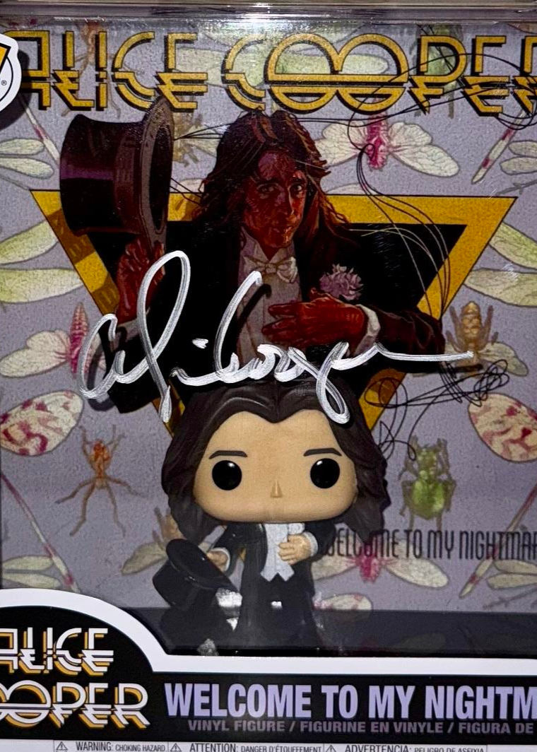Alice Cooper signed Funko Pop #34 "Welcome to My Nightmare" - Beckett COA